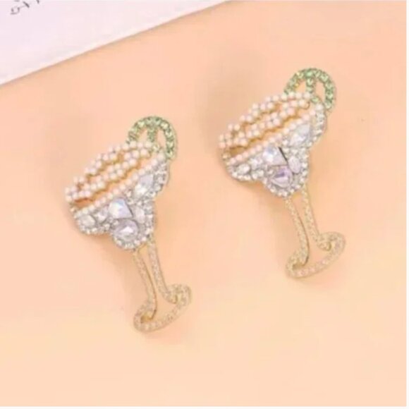 ⭐️💍 FREE Drink Cocktail Alcohol Margarita Boho Chic Hipster Rhinestone Earrings - Picture 2 of 4